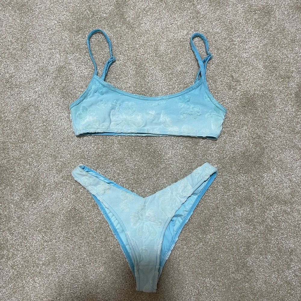 Frankie’s bikini